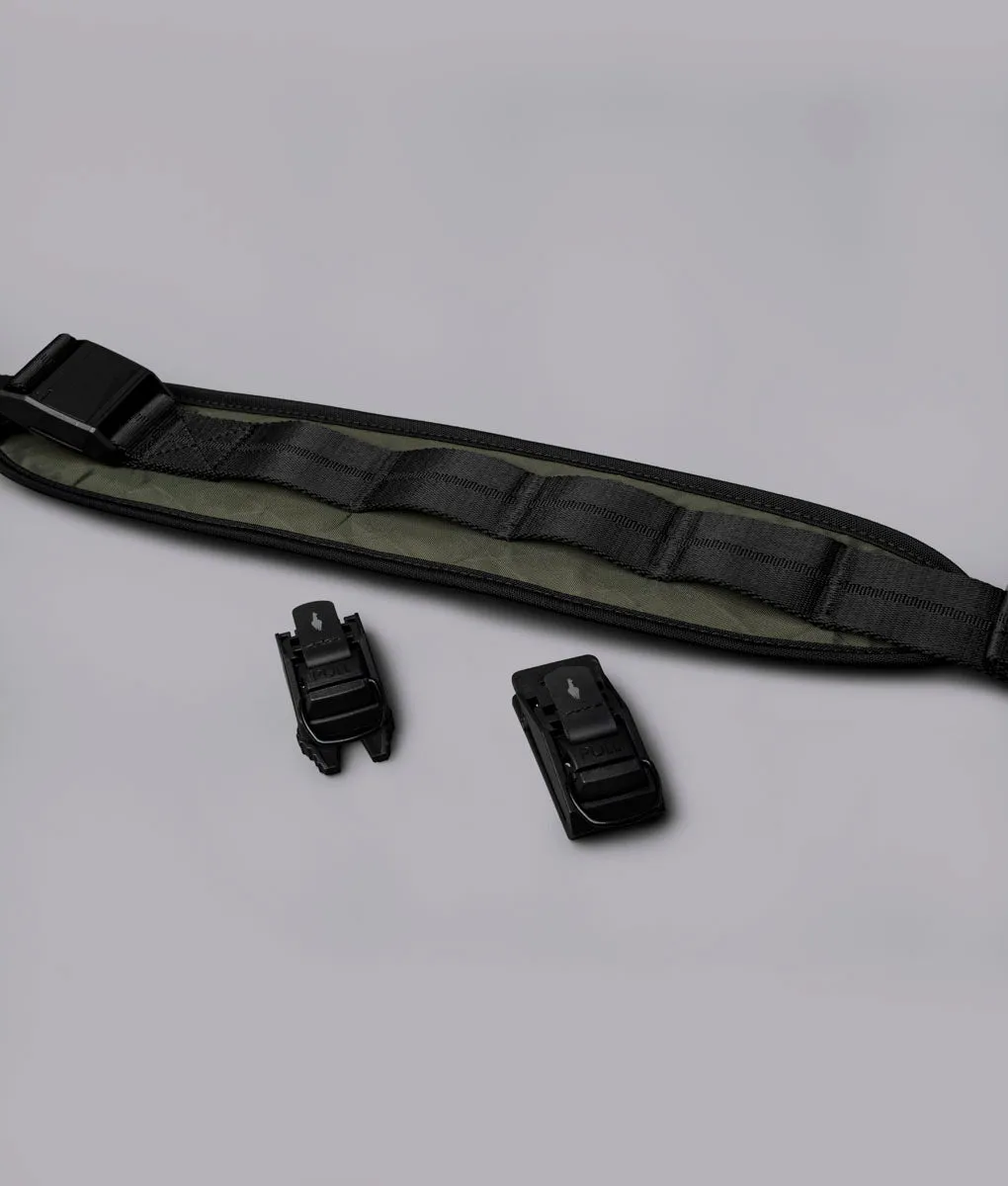Alpaka Padded Shoulder Strap bred bærerem sort