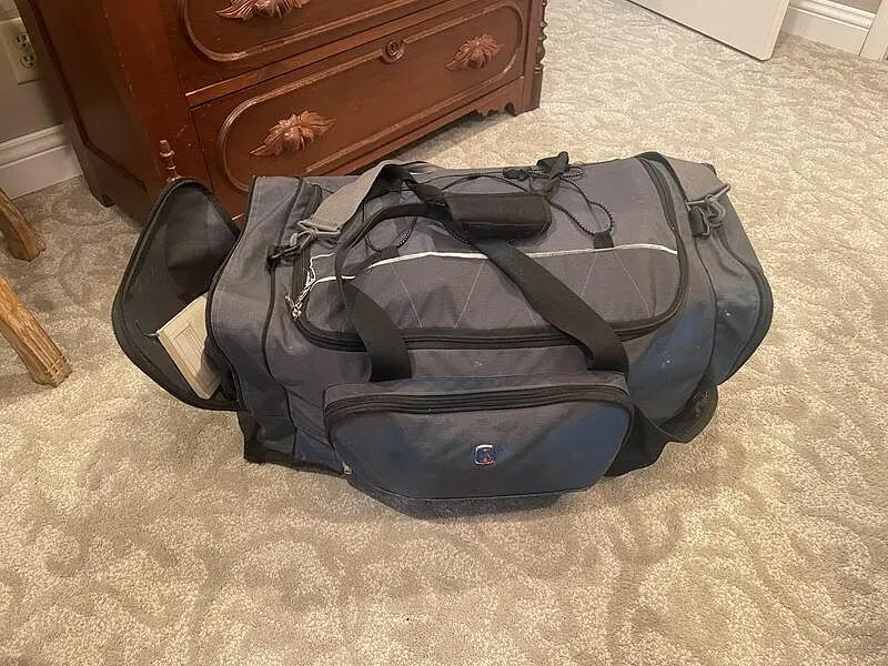 SWISSGEAR Apex 23 Duffel sportstaske mørkegrå