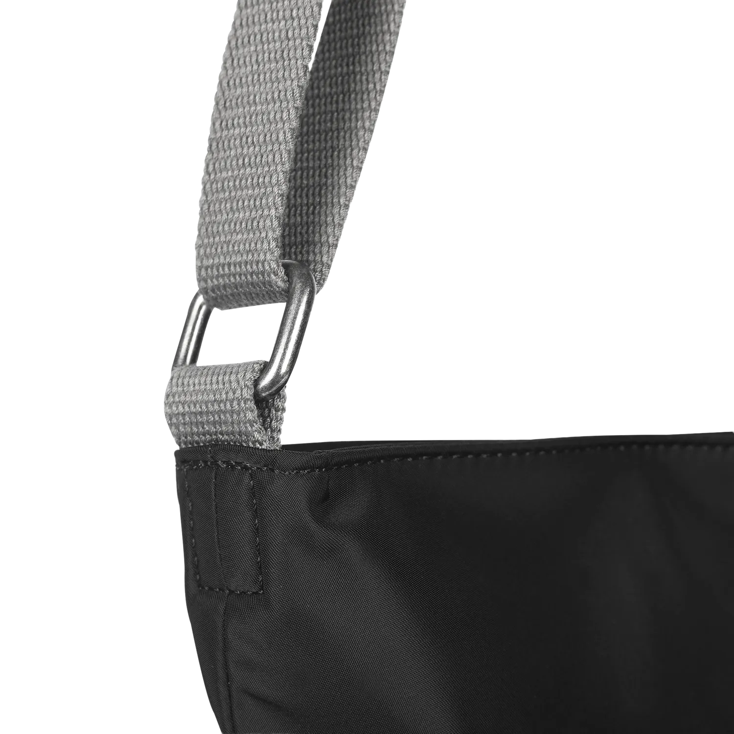 Roka London Kennington Medium crossbodytaske sort