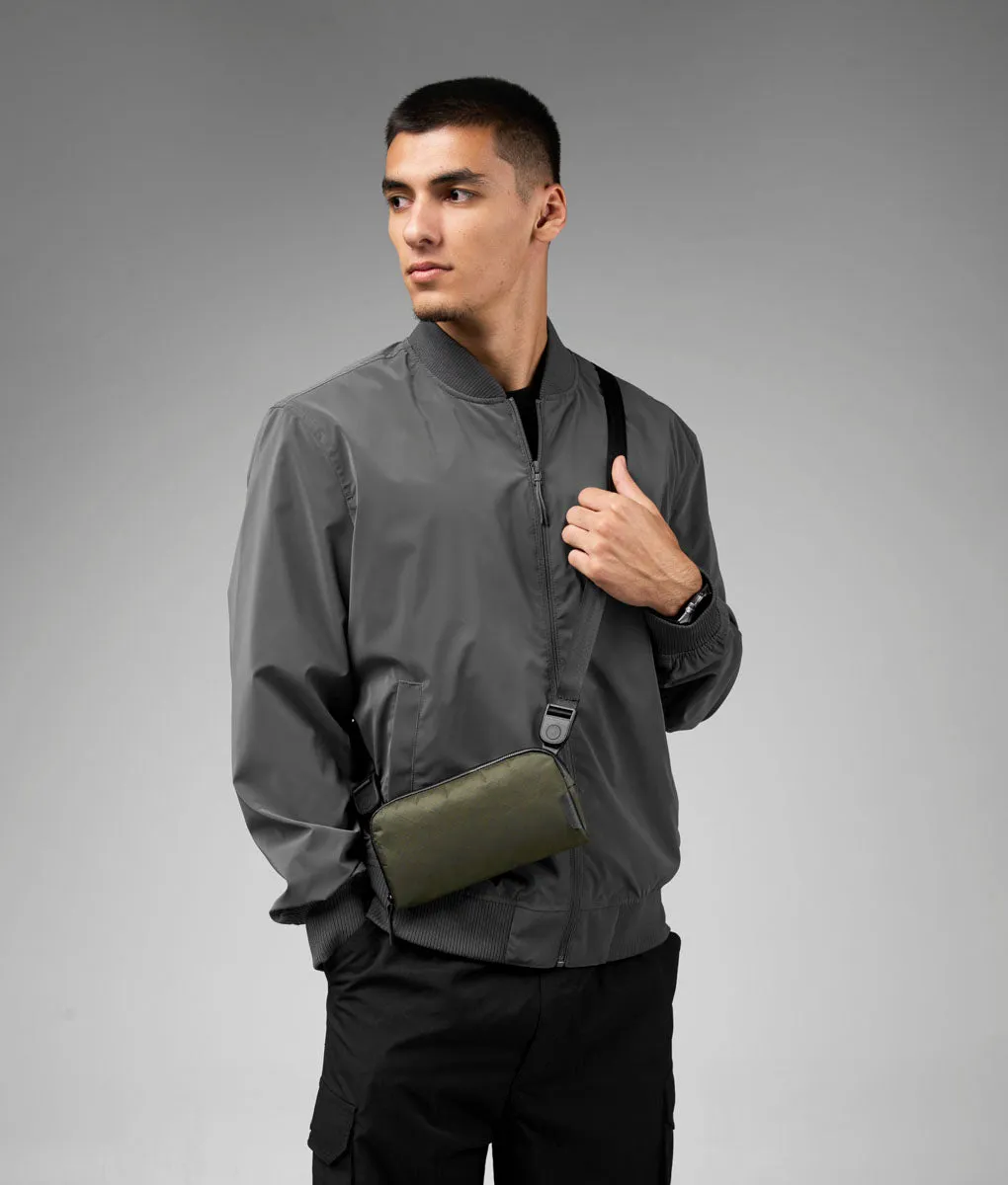 Alpaka Flight Pouch rejsepung sort Ultradyne slank