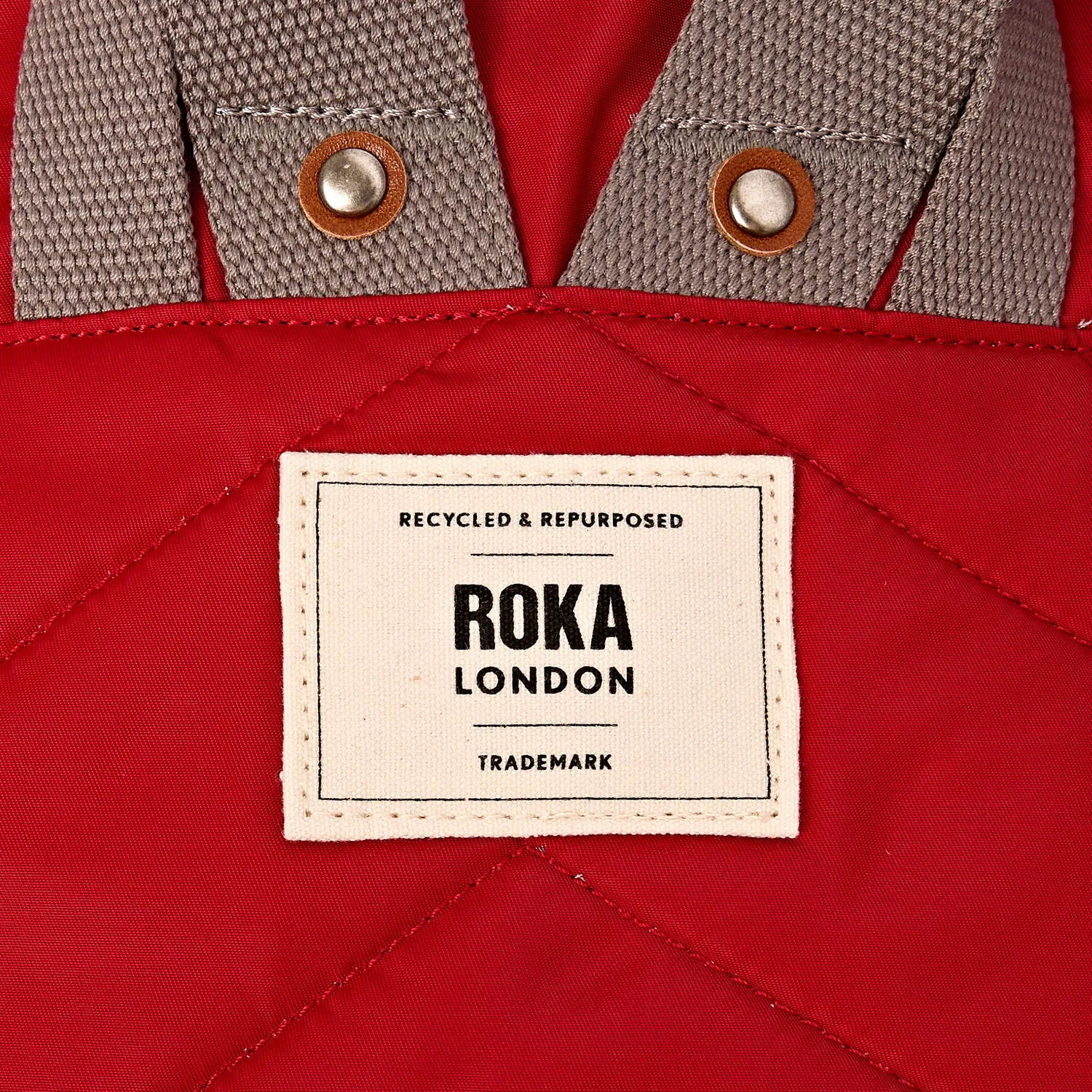 Roka London Canfield rygsæk Small Cranberry Stripe 9,8 liter