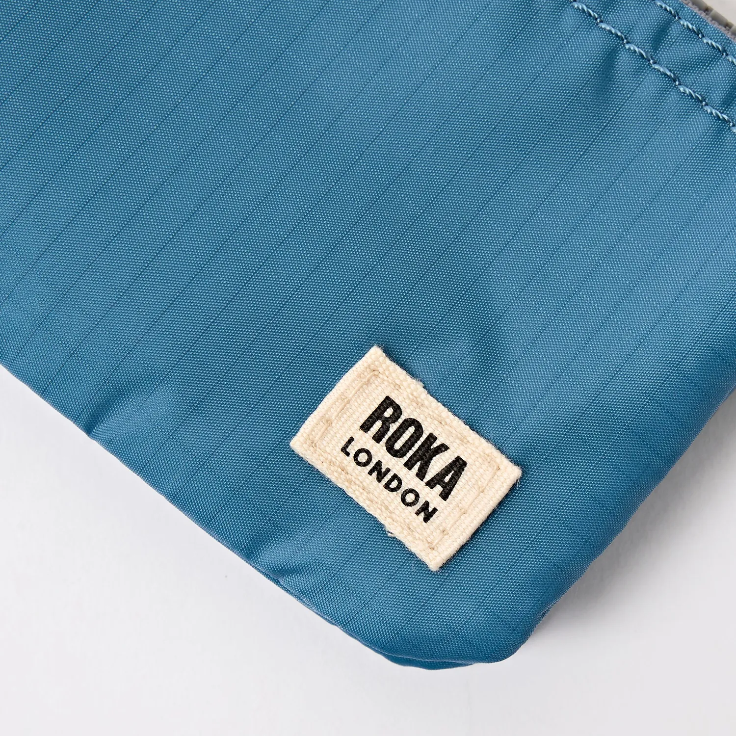 Roka London Carnaby Retro Blue pung ripstop