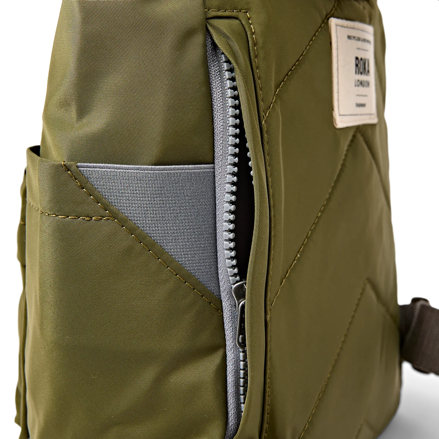 Roka London Canfield Roll Top rygsæk Chive M 16,4 liter
