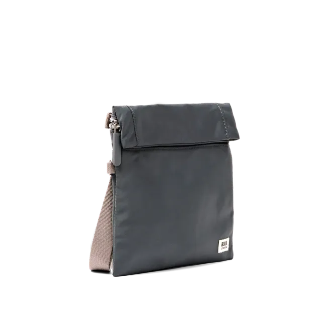 Roka London Stratford crossbody taske Small Beluga rolluk