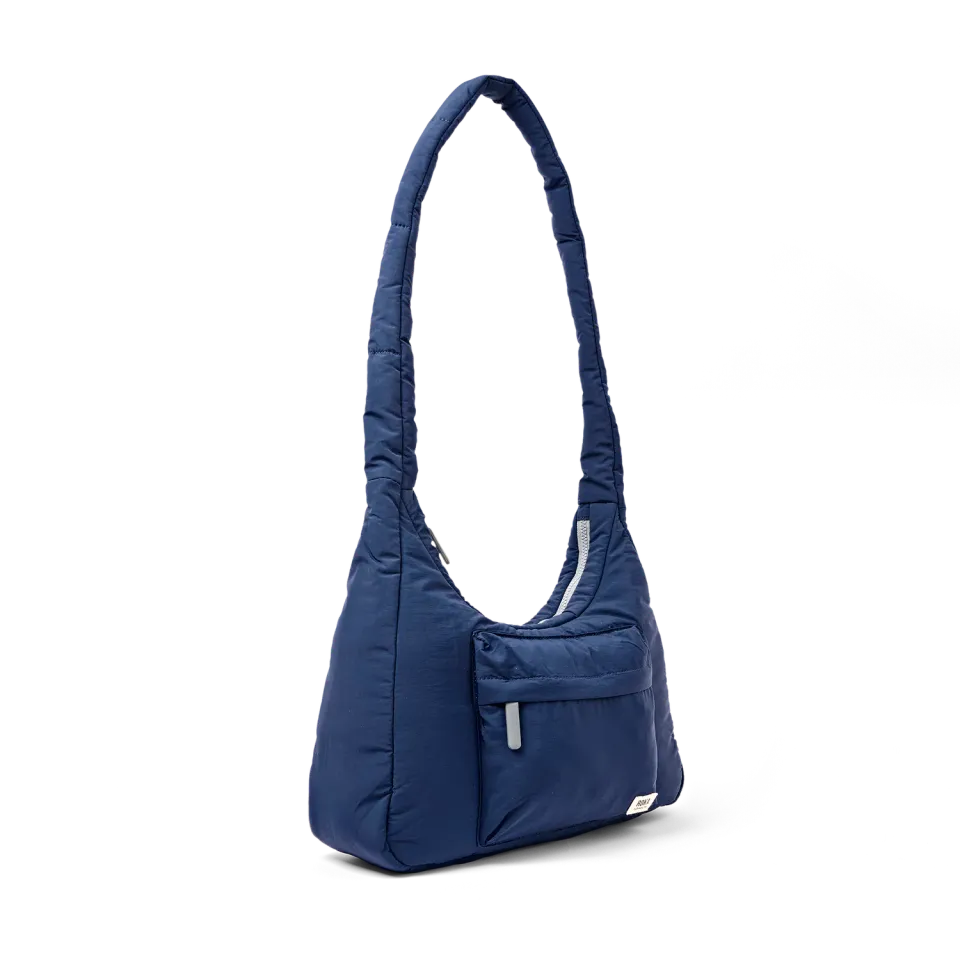 Roka London Belsize Medium crossbody taske deep cobalt