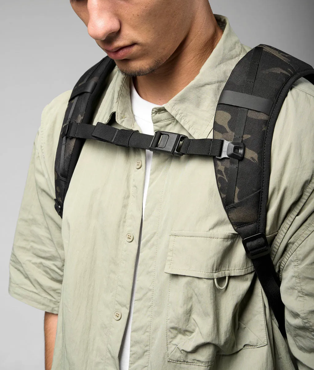 Alpaka Traverse 30L rygsæk Multicam Black laptoprum