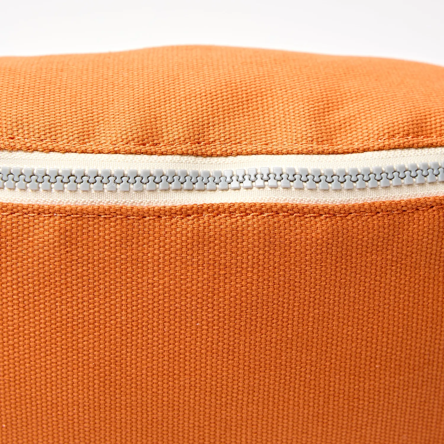 Roka London Mill Hill bæltetaske burnt orange small