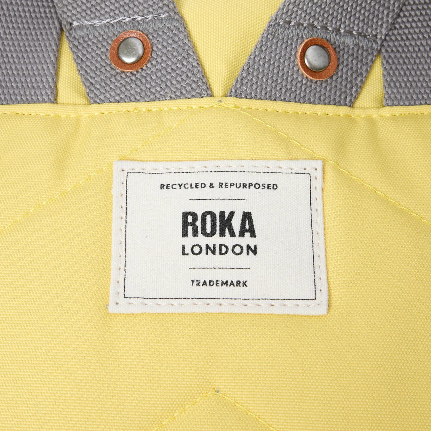Roka Camden J rygsæk Lemonade Stripe Medium 14,5 liter
