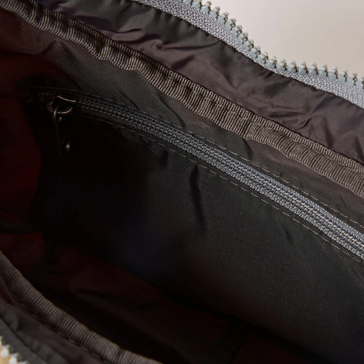 Roka Belsize håndtaske Small taupe 7 liter
