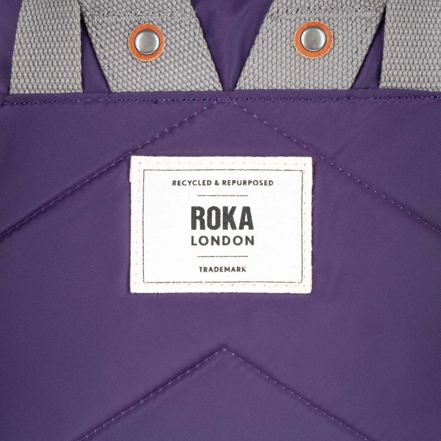 Roka London Canfield Small rygsæk Majestic Purple 9,8 liter