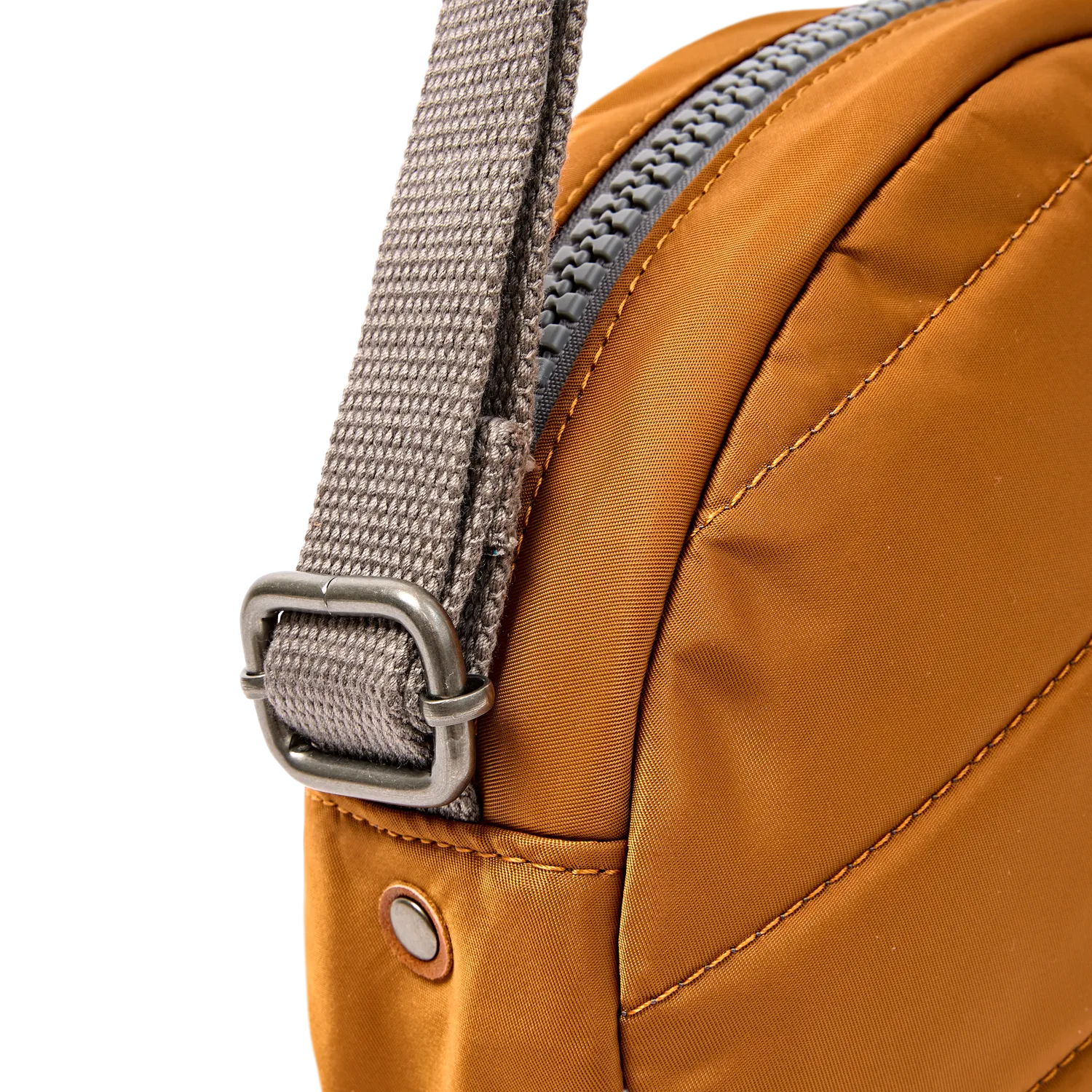 Roka London Paddington Biscuit crossbody taske 4,1l