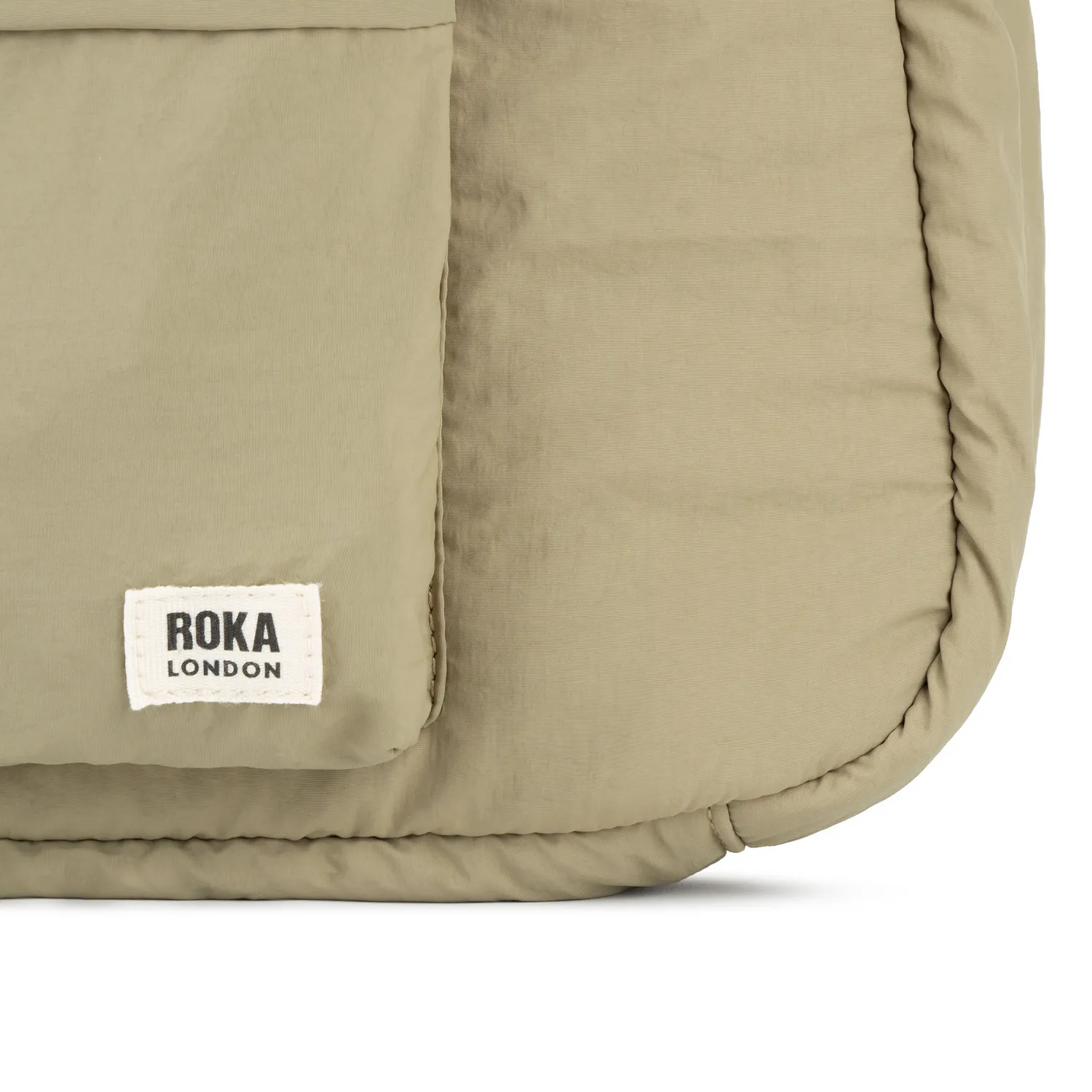 Roka London Belsize Medium crossbody taske taupe 14,7 liter let
