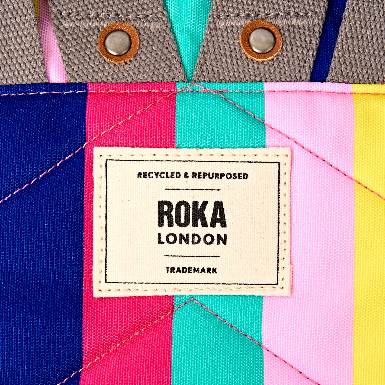 Roka London Bantry Small rygsæk Wide Multi Stripe vejrbestandig