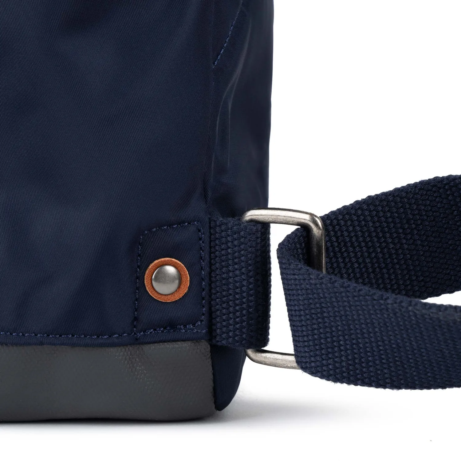 Roka Bantry Small rygsæk 7,4 liter – Indigo Tonal