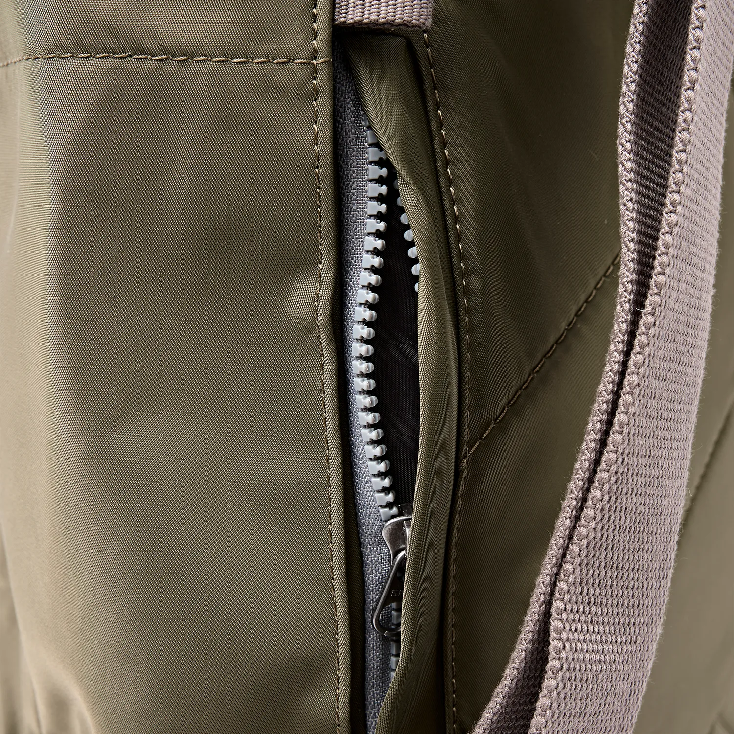 Roka London Bayswater rygsæk Army 14,6 liter
