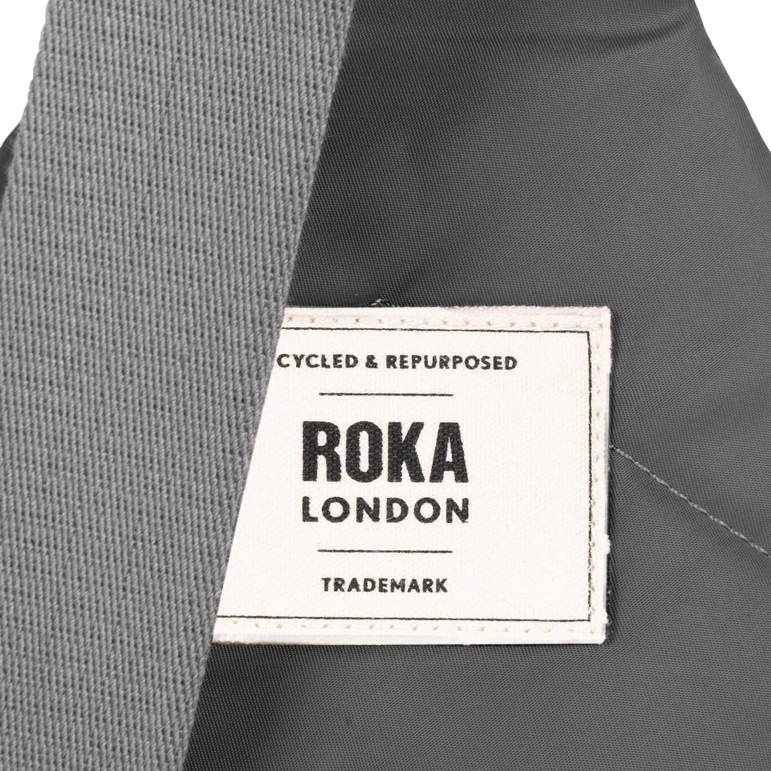Roka London Willesden Sling Bag skuldertaske Large grafit 5 liter