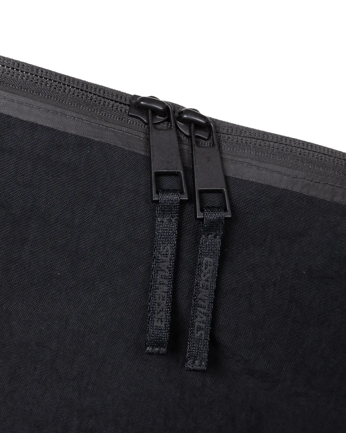Eastpak Essentials Shell Bag L taske sort Large