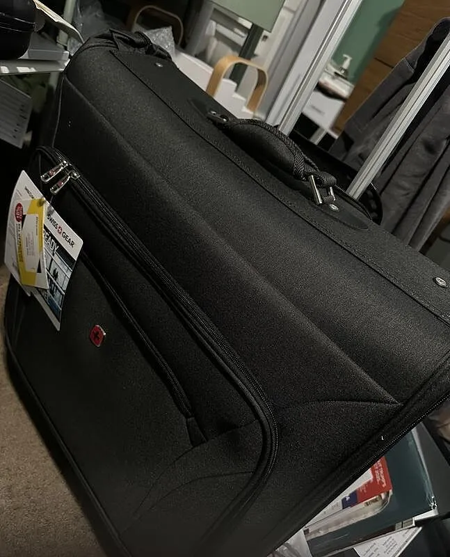 SwissGear Zurich Pro 24" garmenttaske på hjul
