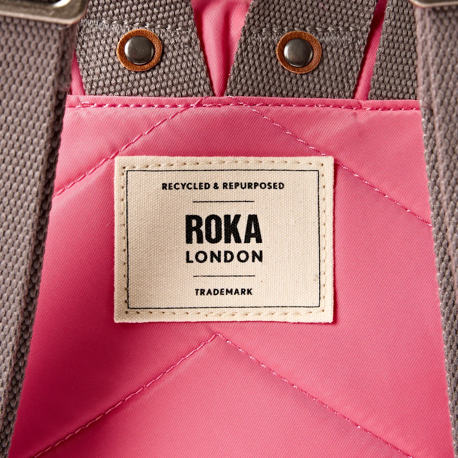 Roka London Bantry rygsæk Pink Lemonade Small 7,4 liter