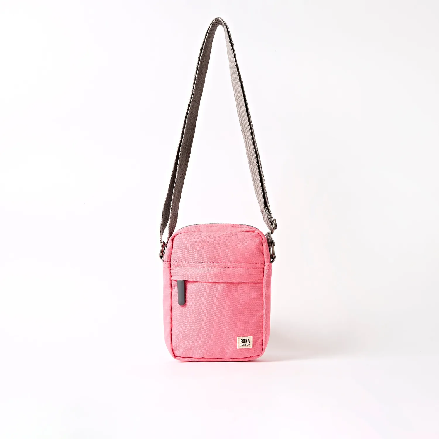Roka London Bond crossbody taske Small lyserød