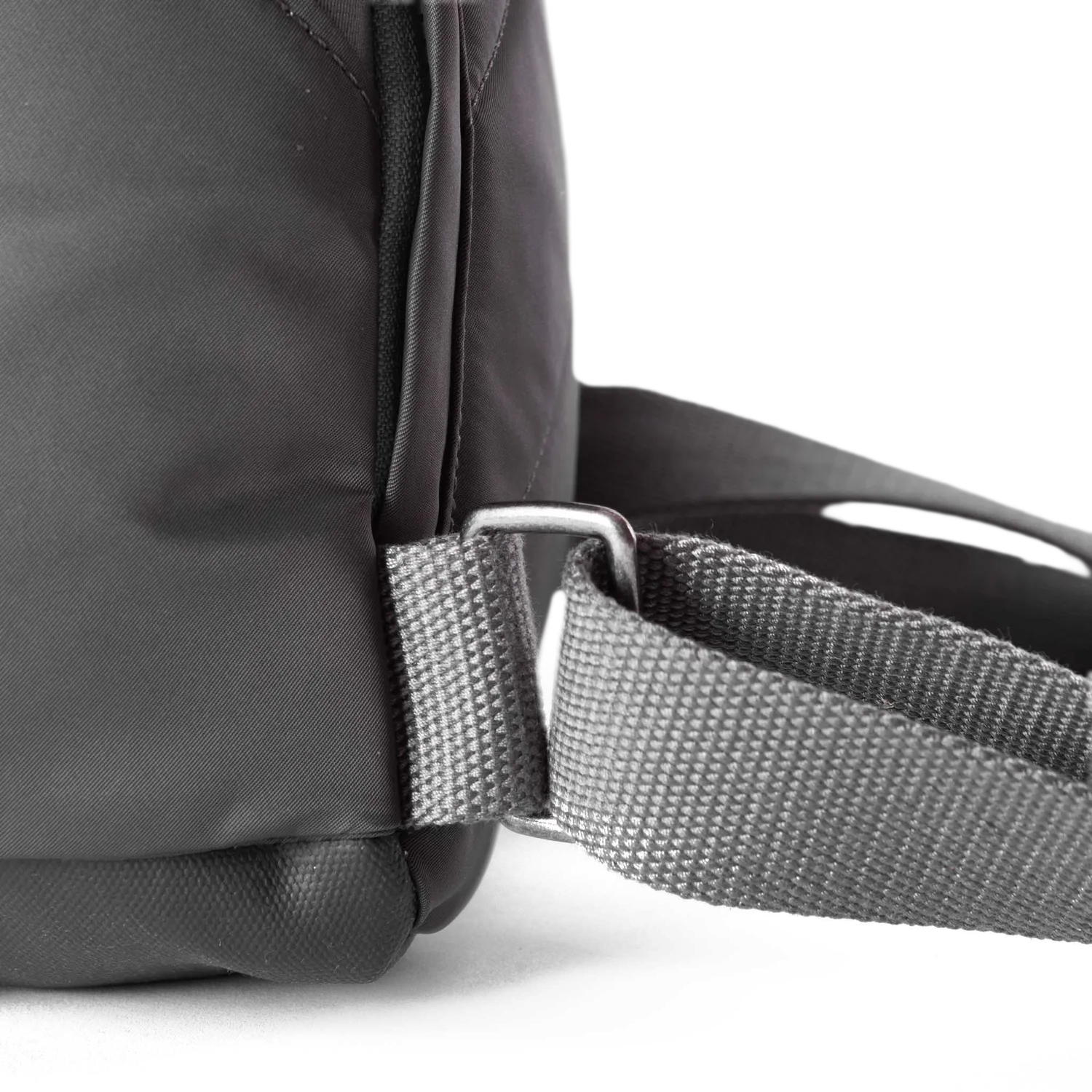 Roka London Canfield Roll Top rygsæk Medium 16 liter