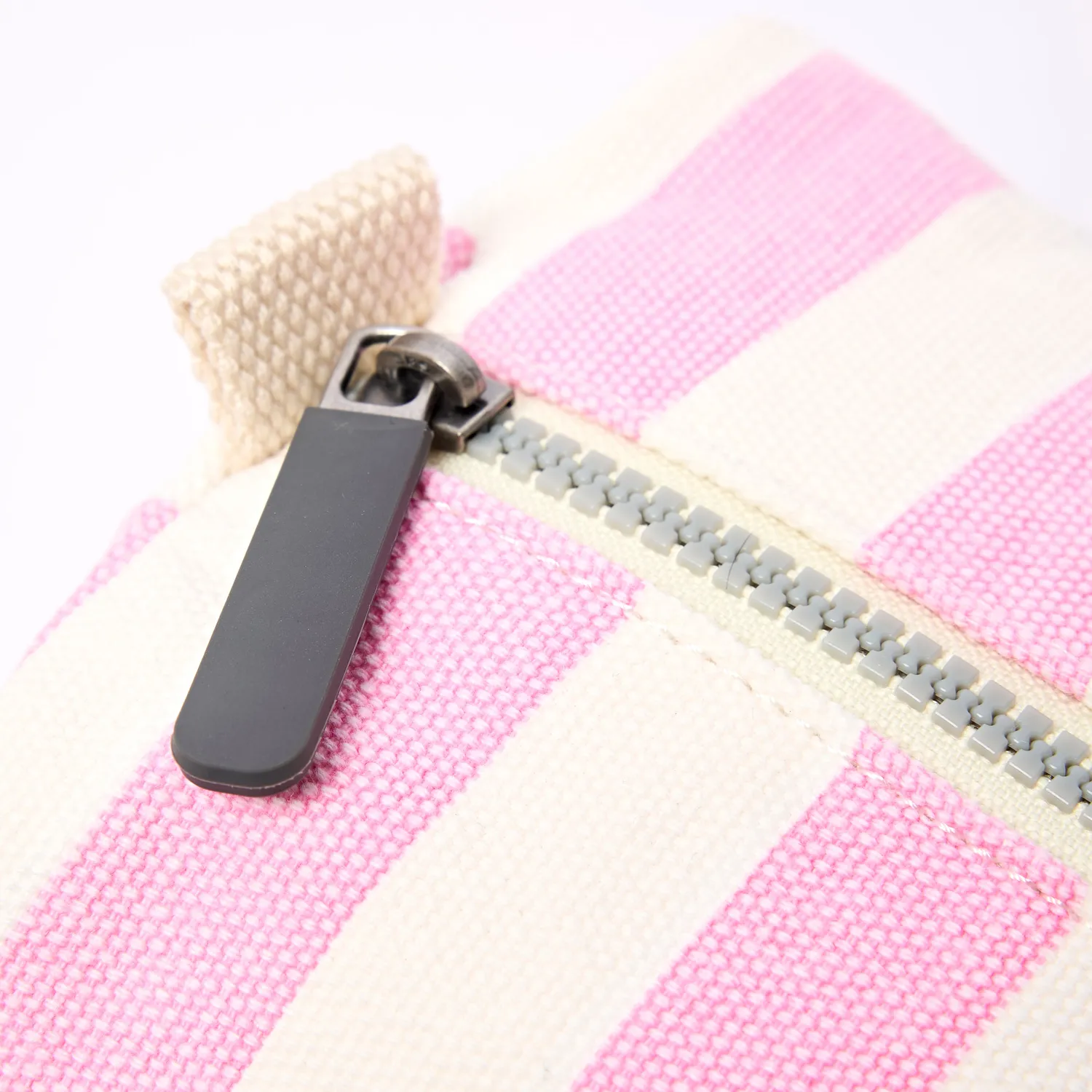 Roka London Maygrove toilettaske Sherbet Stripe Small vandafvisende