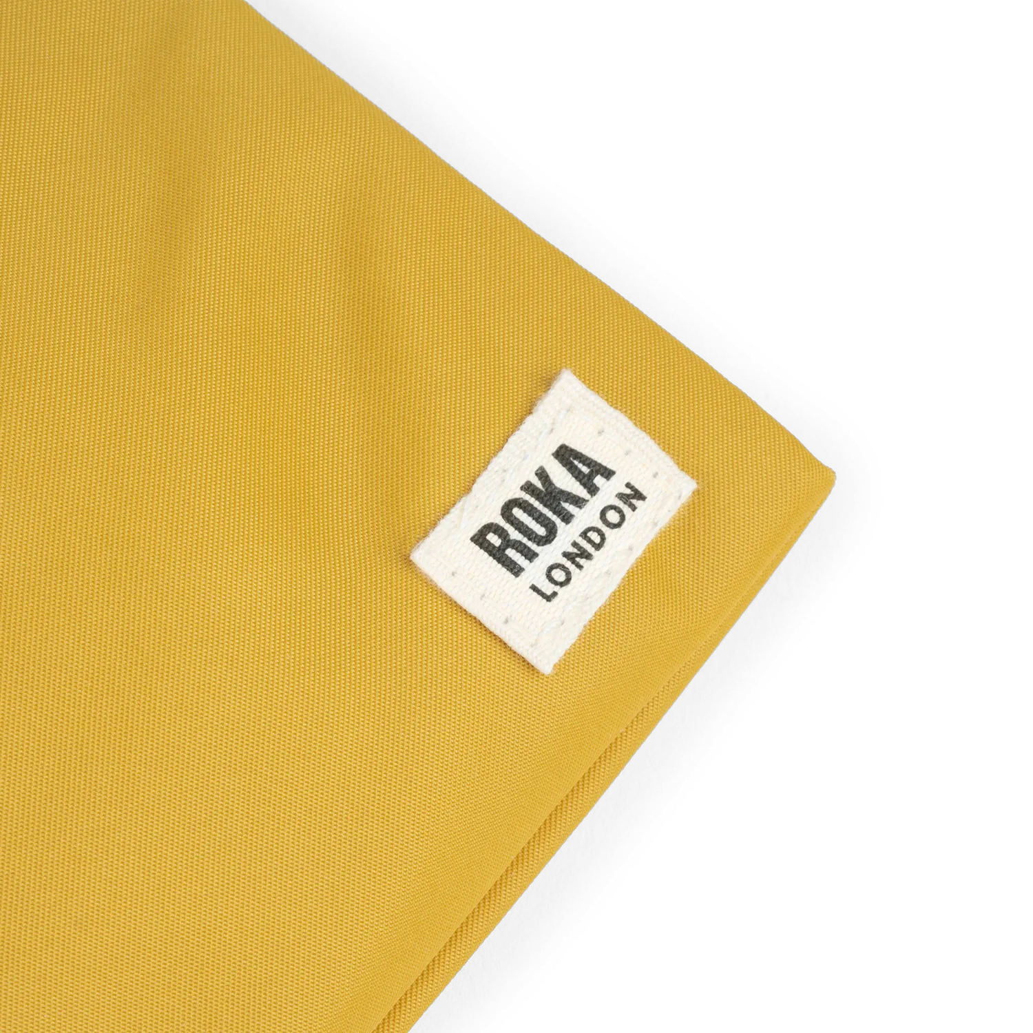 Roka London Chelsea Pocket sling taske Corn XS gul