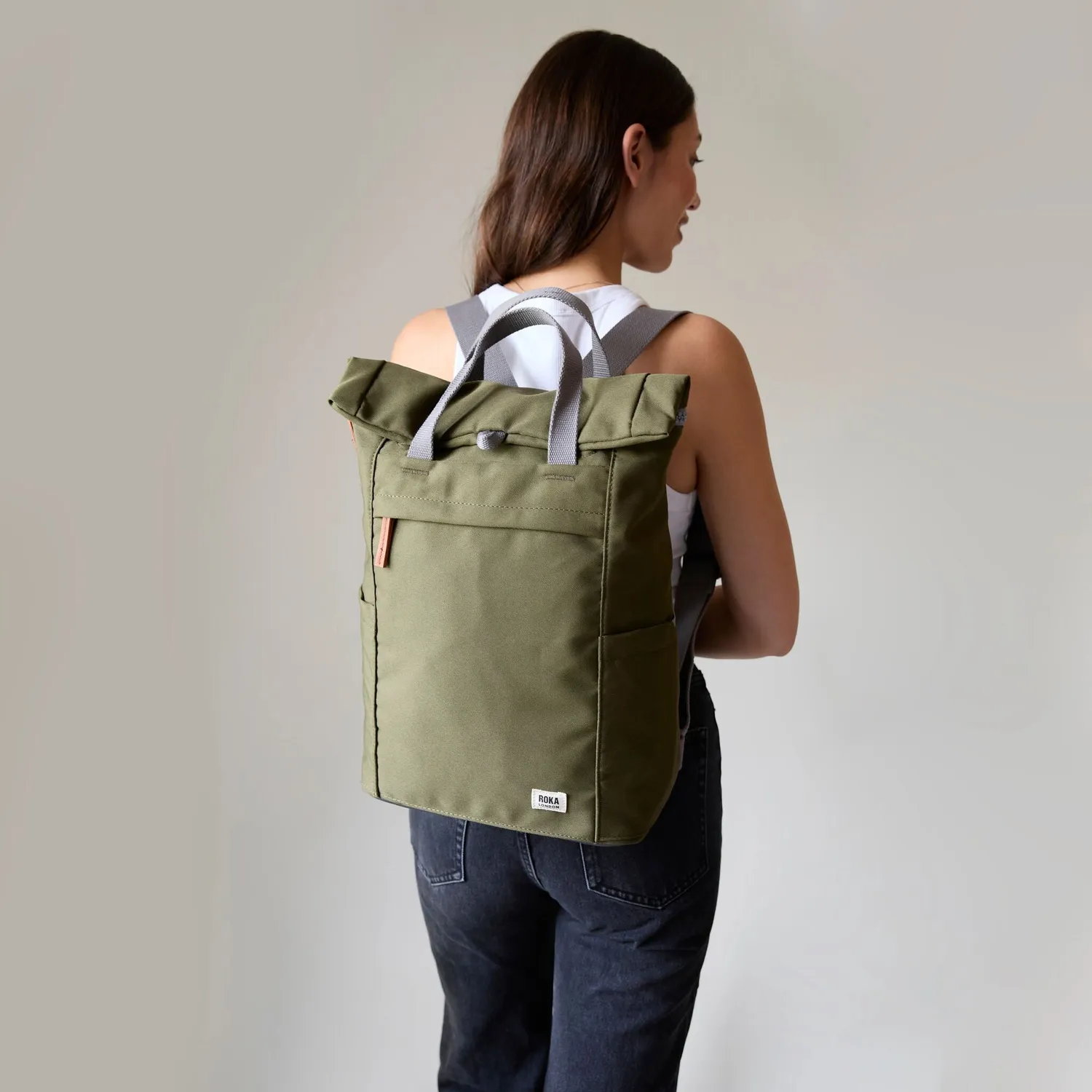 Roka London Finchley rygsæk Sage roll top laptop 15 tommer