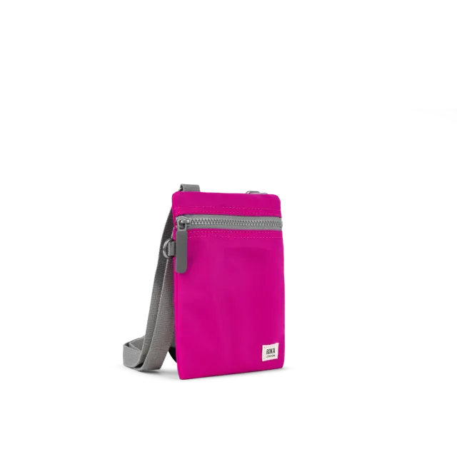 Roka London Chelsea sling Candy Extra Small 0,3 liter mobil