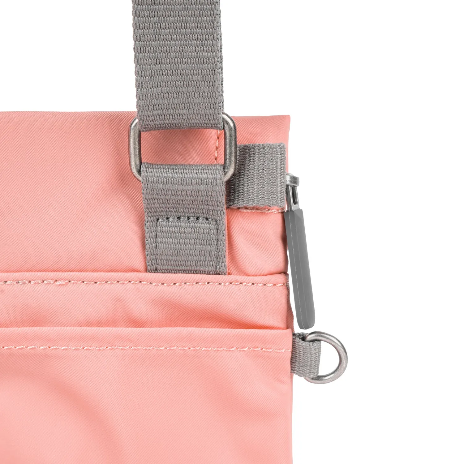 Roka London Stratford Small crossbody Punch 0,5 liter