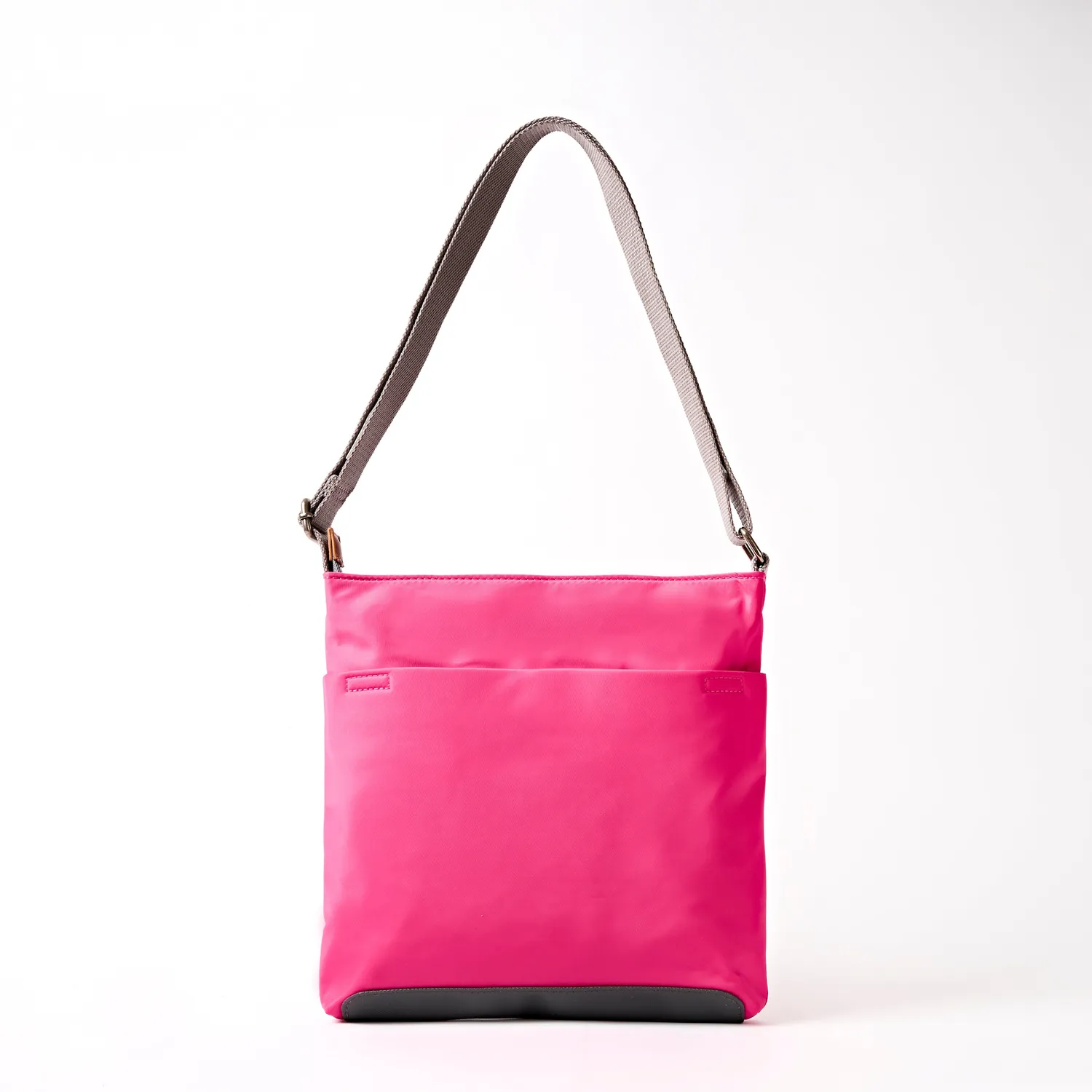 Roka London Kennington Medium crossbody granita rød 2,7 liter