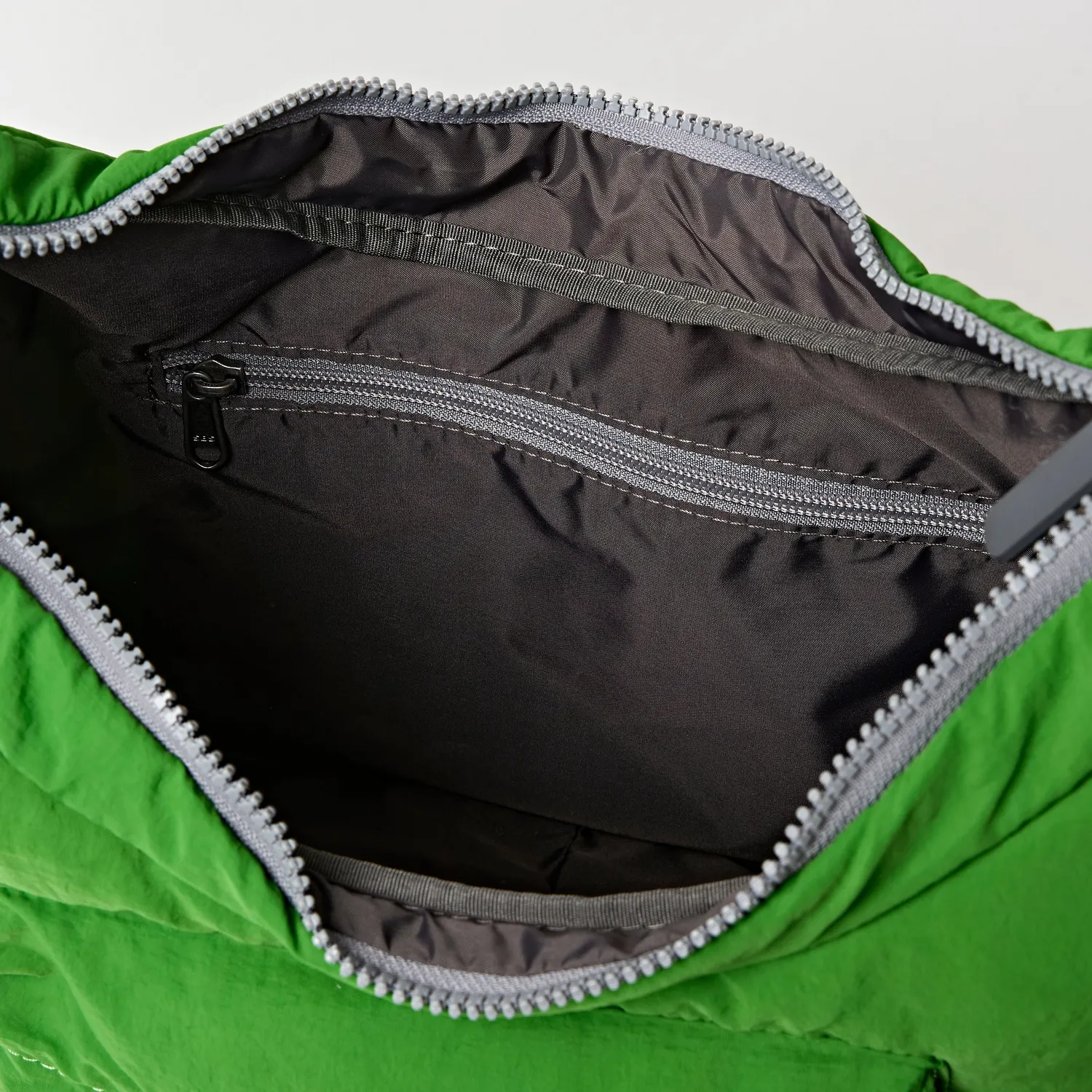Roka London Belsize crossbody taske Lime Medium 14,7 liter