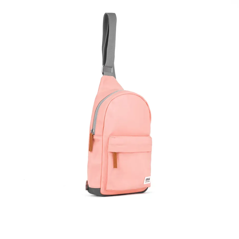 Roka London Willesden Sling taske Punch Large vegansk