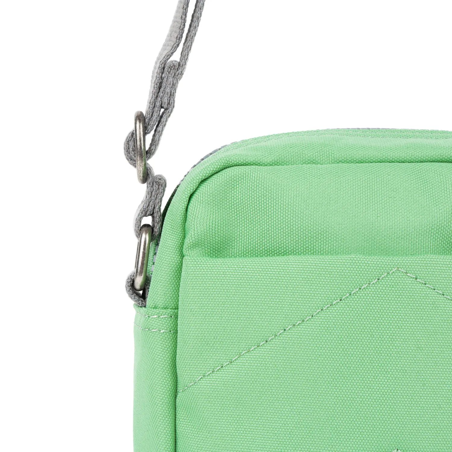 Roka London Bond Pocket crossbody taske peppermint small vejrbestandig