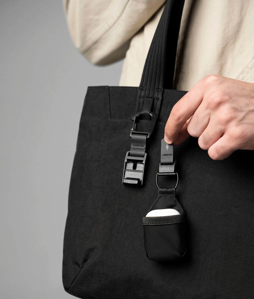 Alpaka Flight Tote S tote sort Axoflux 400D