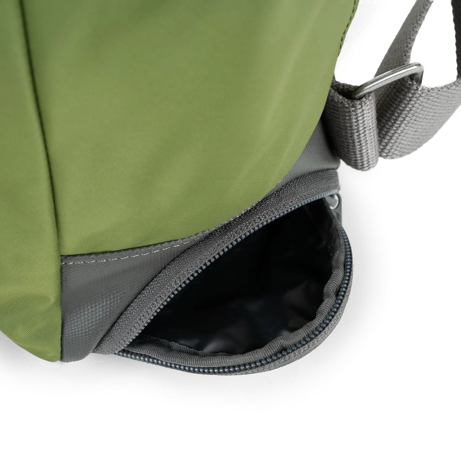 Roka London Bayswater rygsæk Medium avocado 14,6 liter