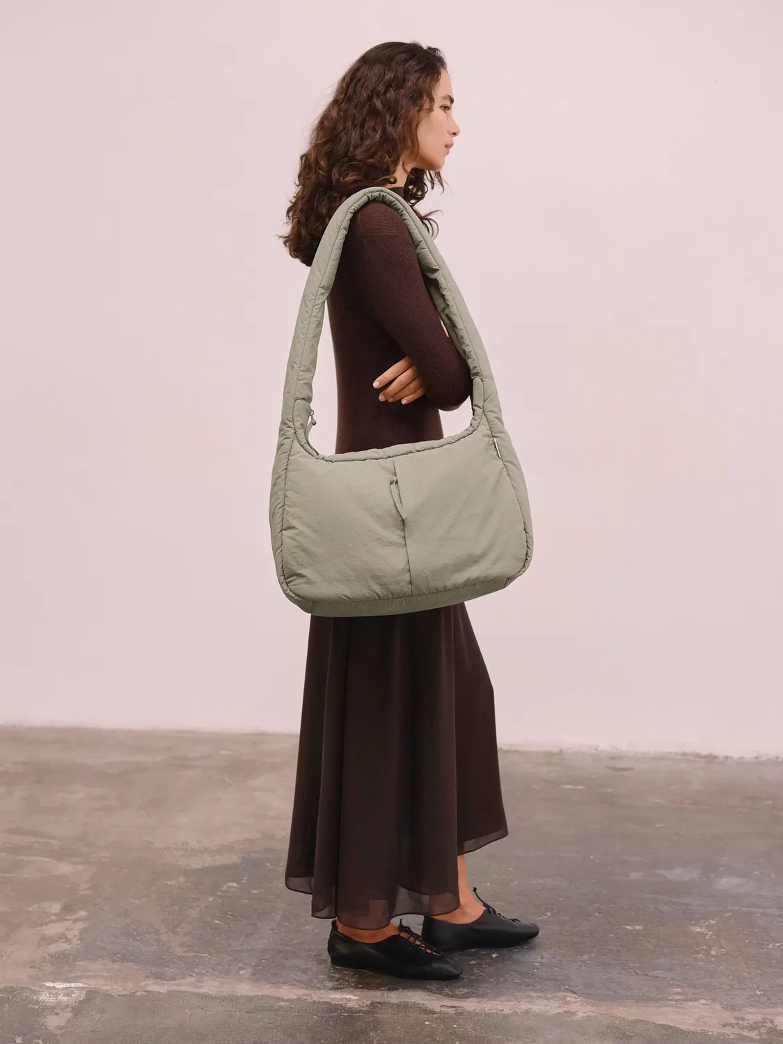 Ölend Bruno crossbody taske rummelig polstret vandafvisende