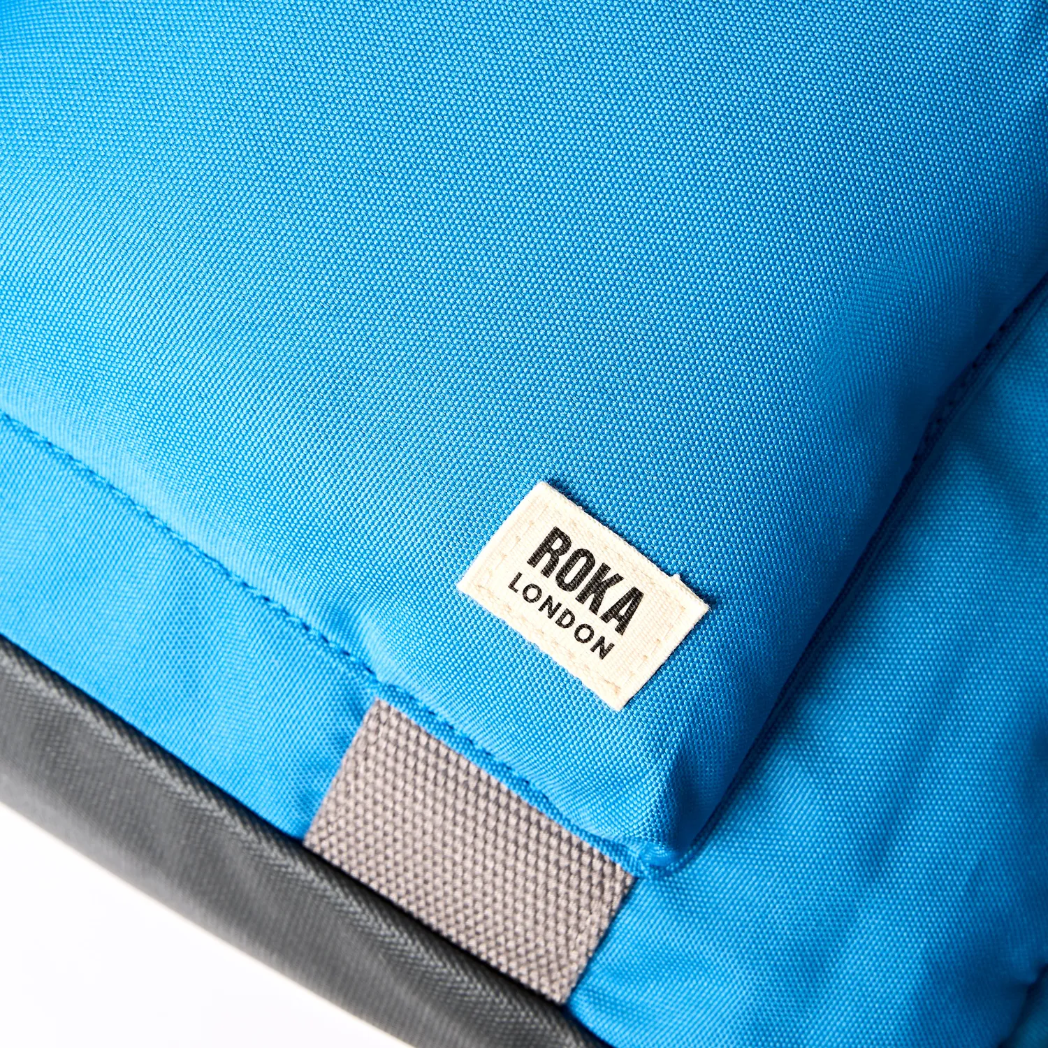 Roka London Gatwick Small duffel bag Malibu Blue weekendtaske
