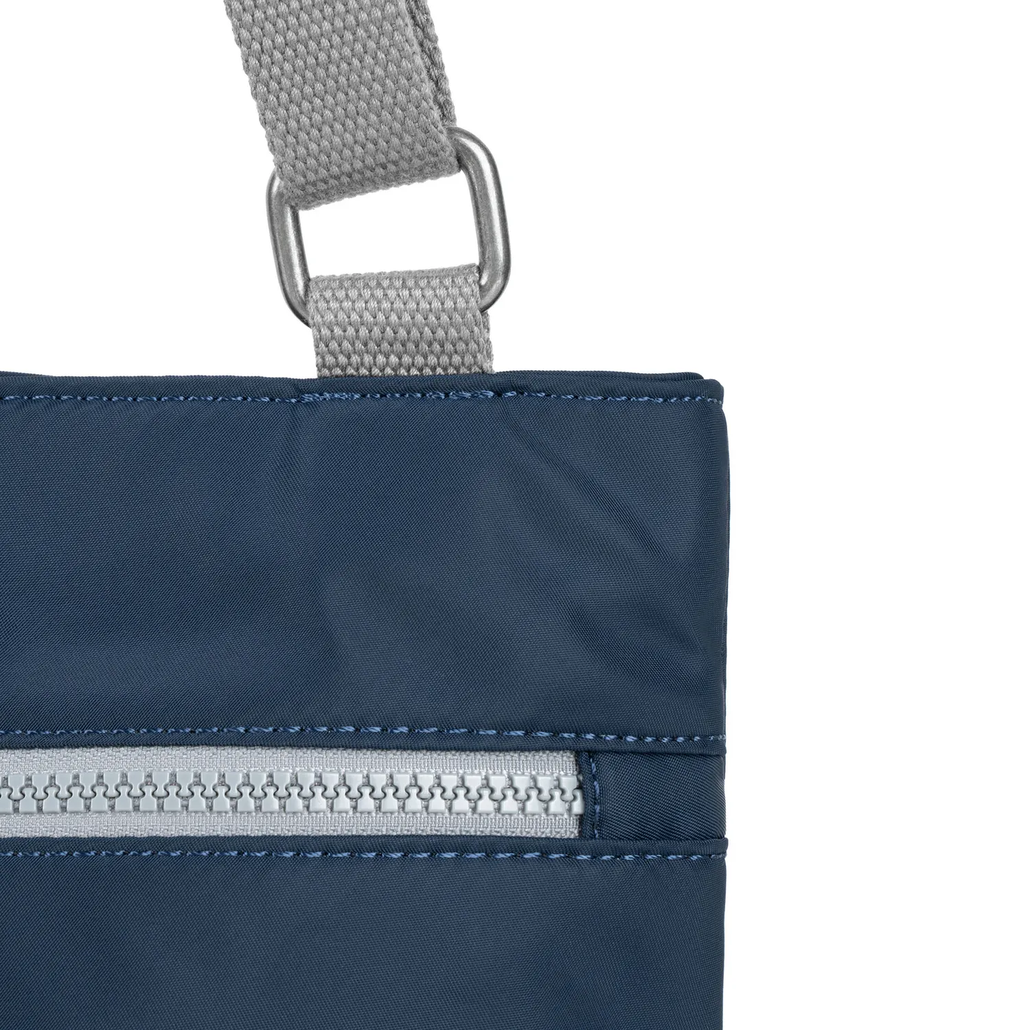 Roka London Moorgate Medium messenger midnight laptop 15" 3,2 l