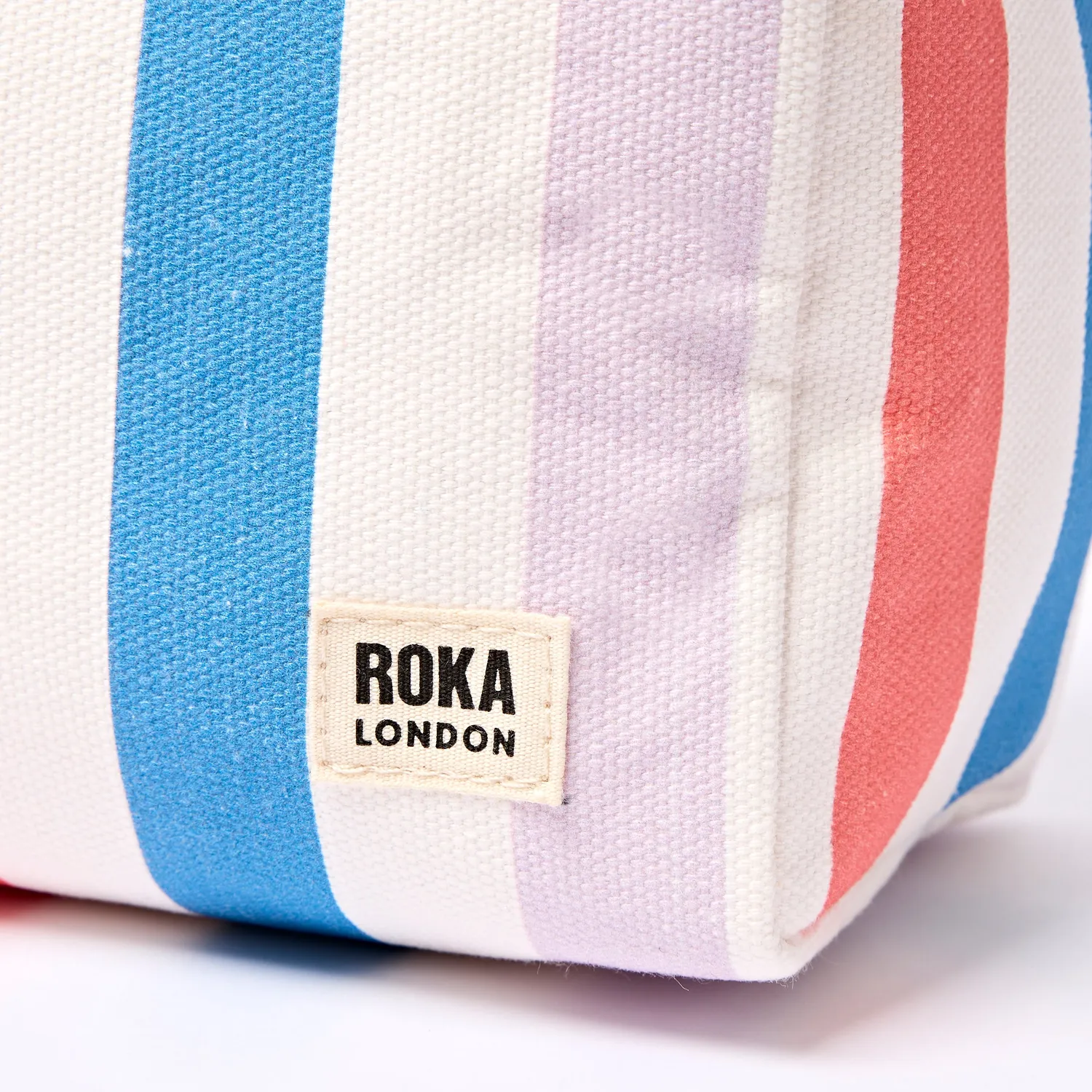 Roka London Maygrove toilettaske Small pastel multi stripe