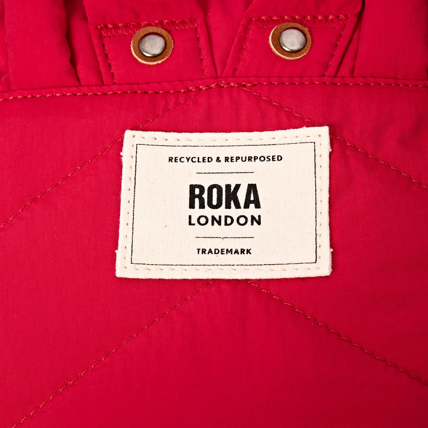 Roka London Bantry XS rygsæk chilli puffy vandafvisende