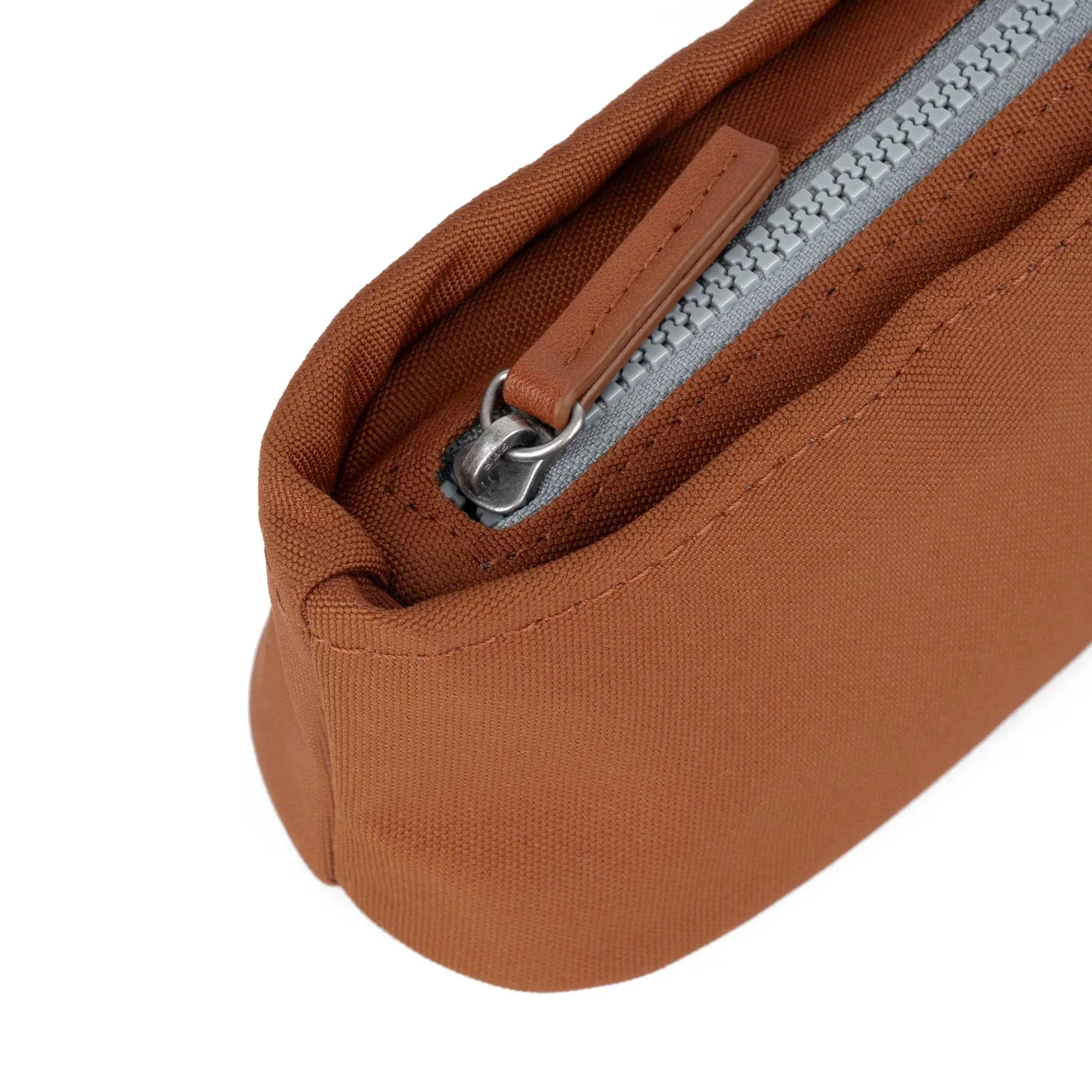 Roka London Pimlico Pouch etui Small brun 1,3 liter