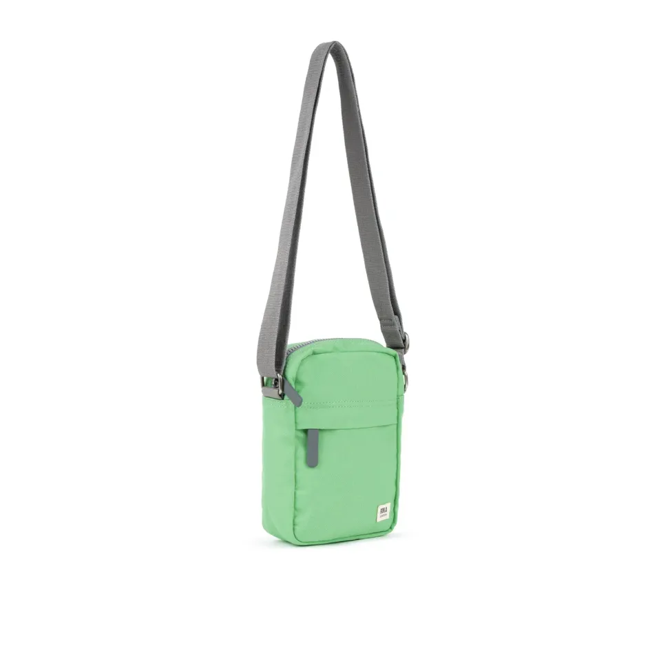 Roka London Bond Pocket crossbody taske peppermint small vejrbestandig