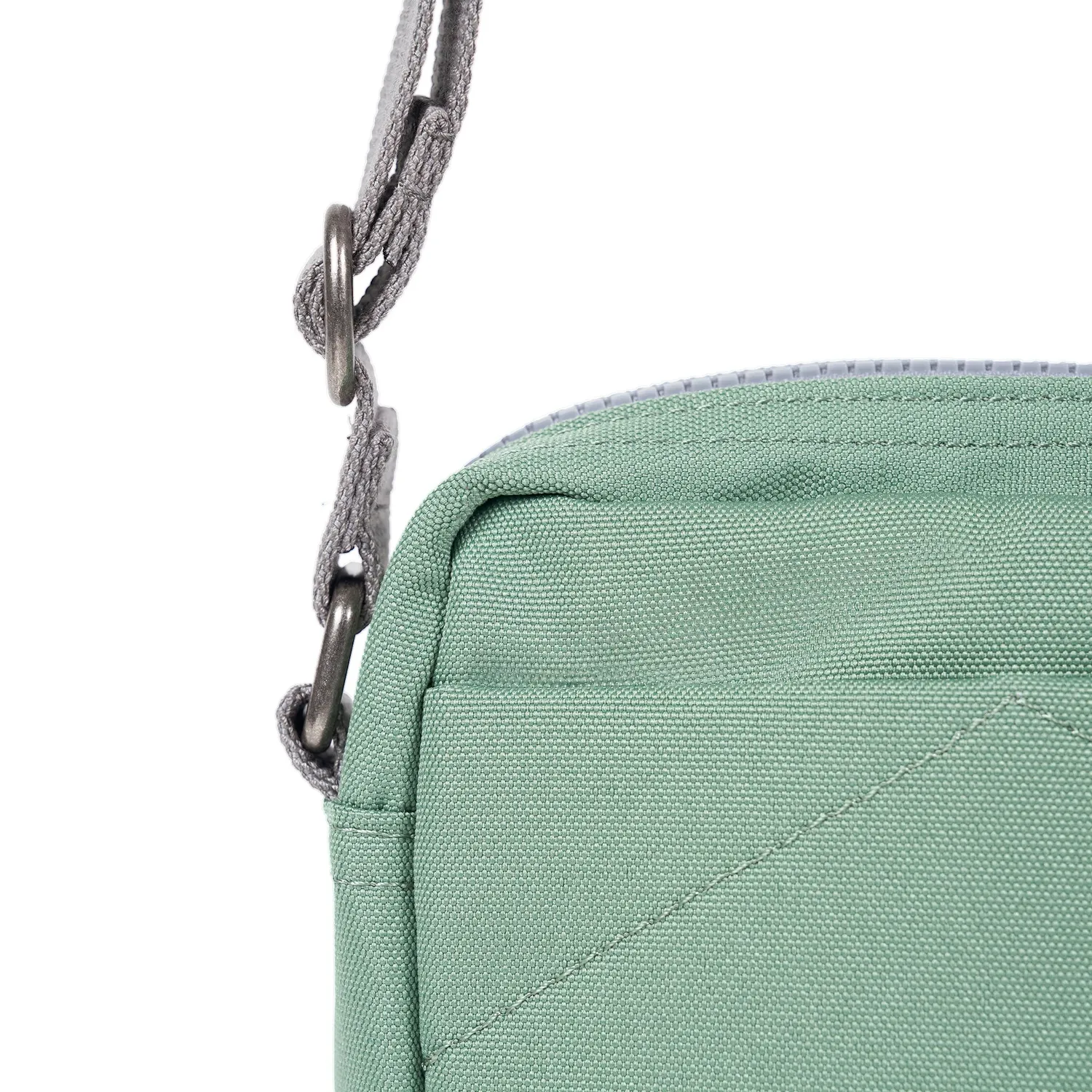Roka London Bond crossbody taske Frost Small 1,5 liter