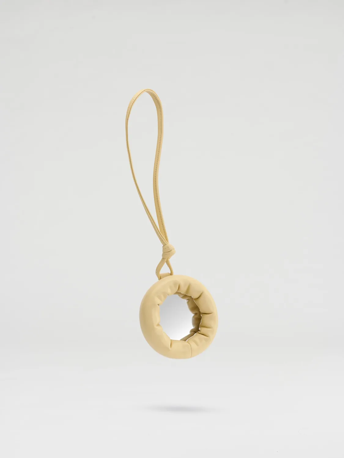Ölend Padded Mirror Charm kirsebærrød vegansk læder