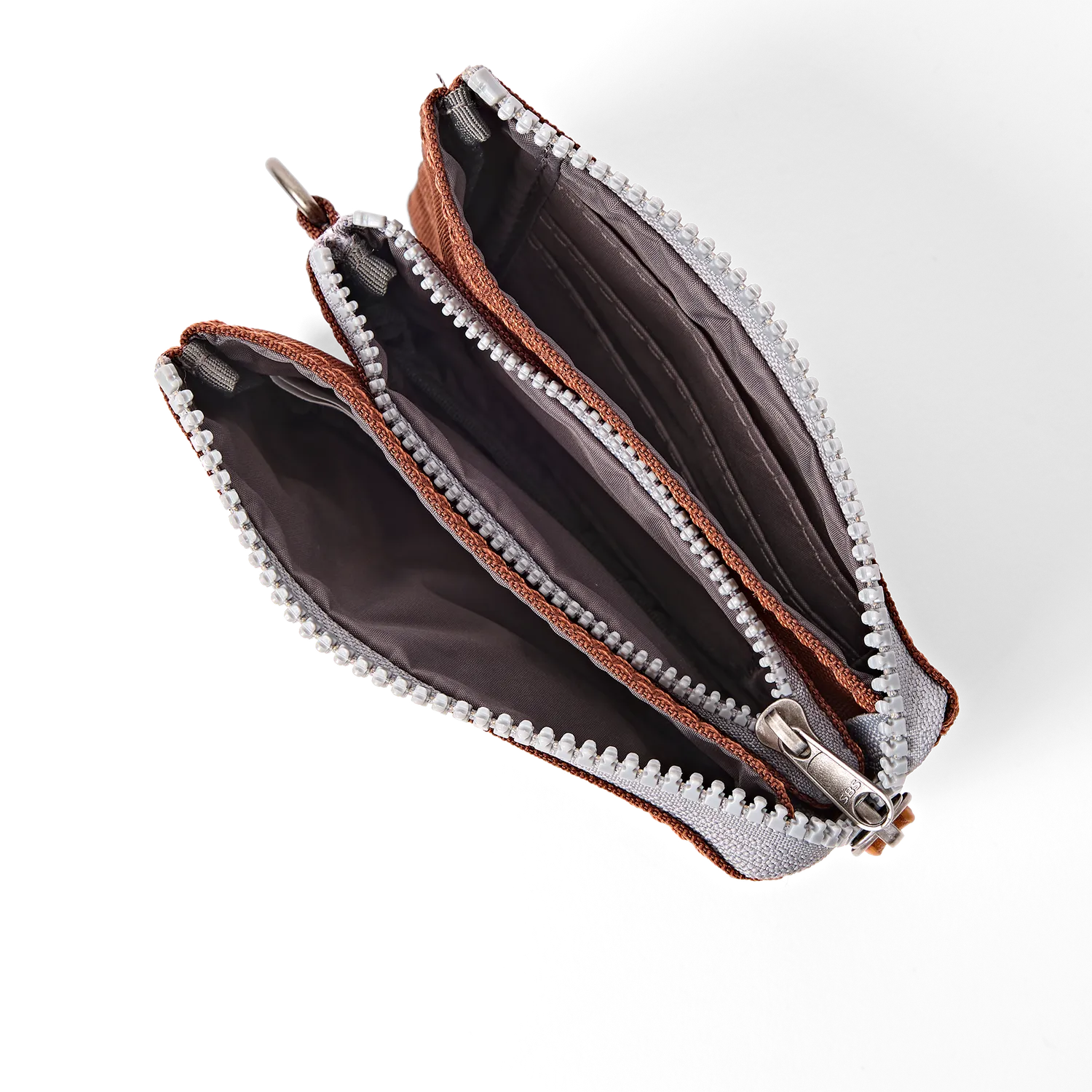 Roka London Carnaby pung Chocolate Small 0,2 liter