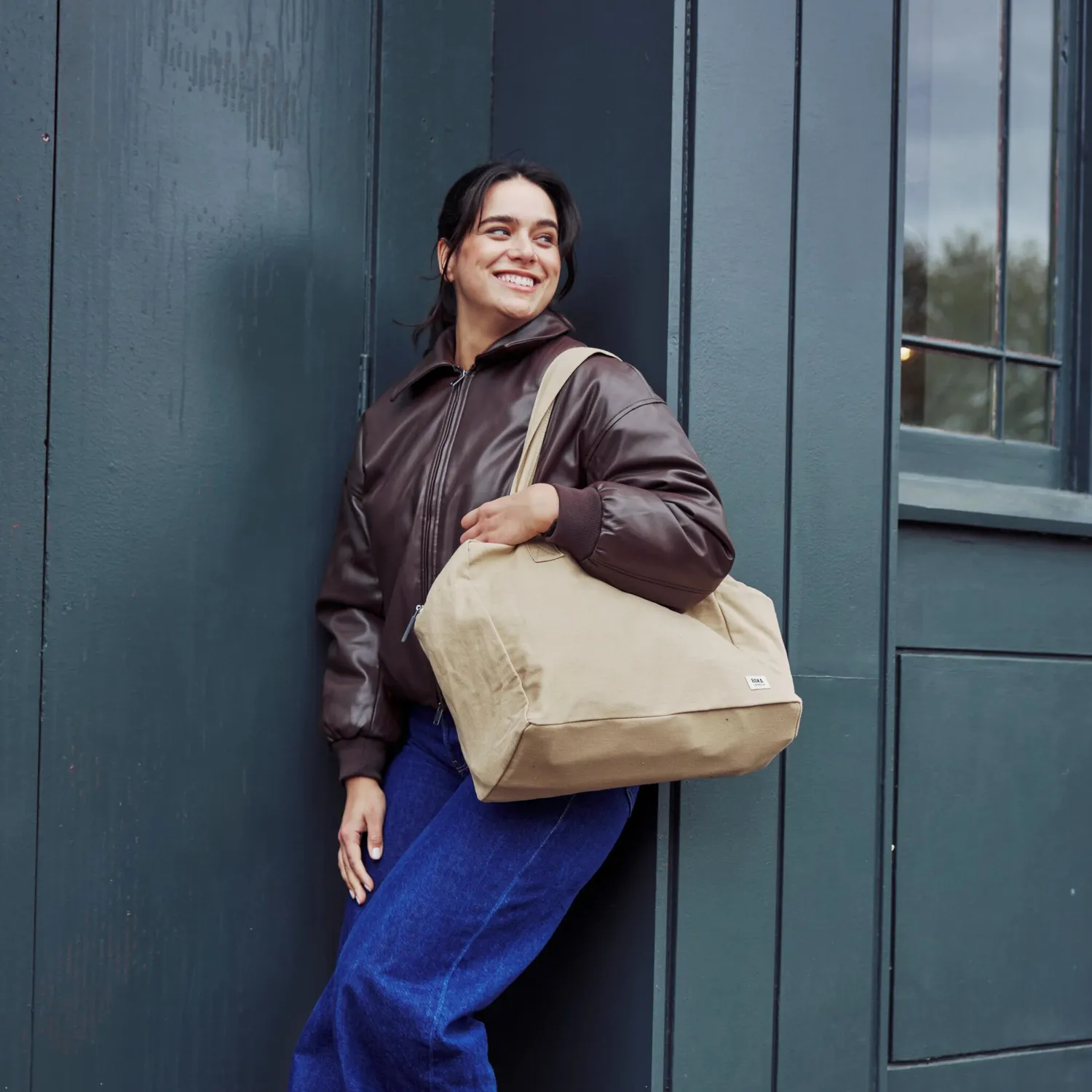 Roka London Sloane skuldertaske Safari Medium canvas