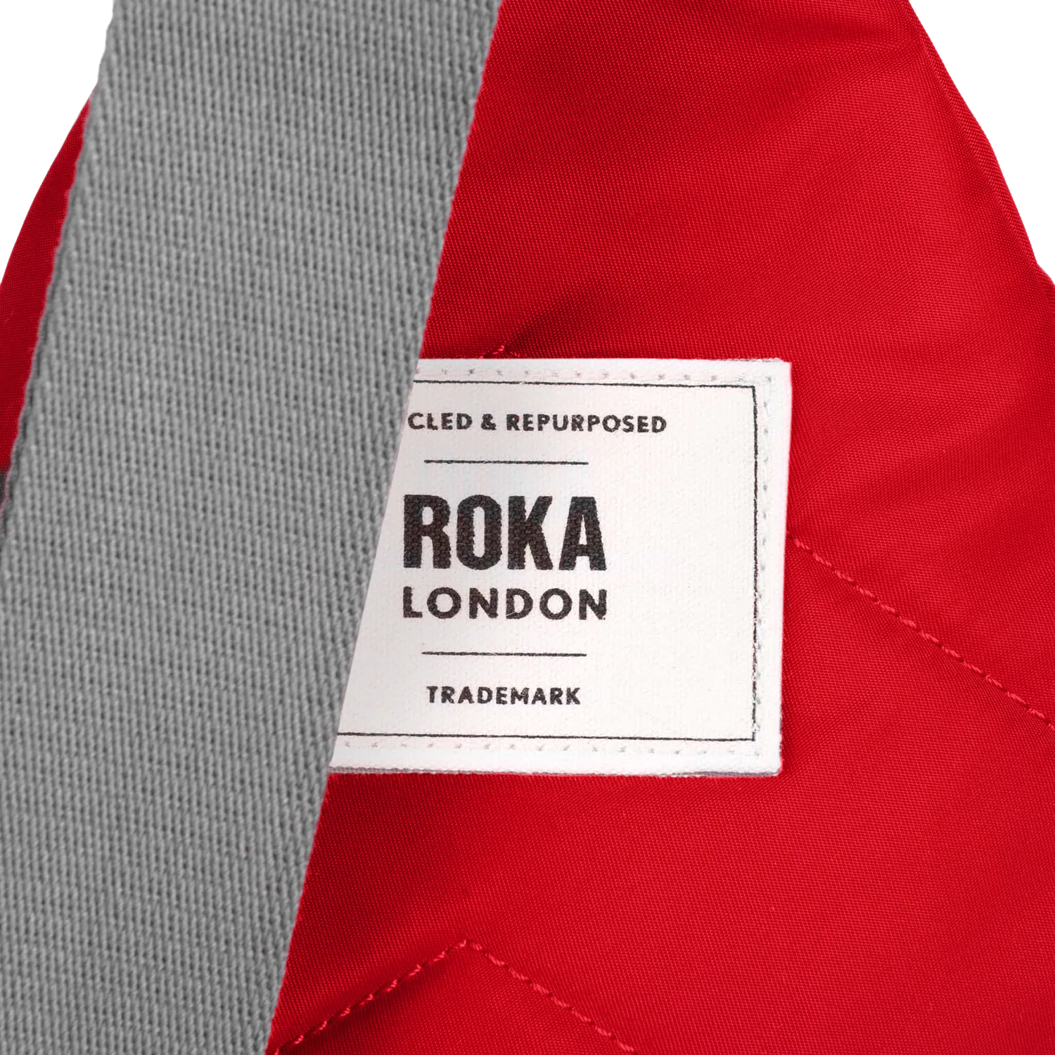 Roka Willesden slingtaske Cranberry Large 5 liter