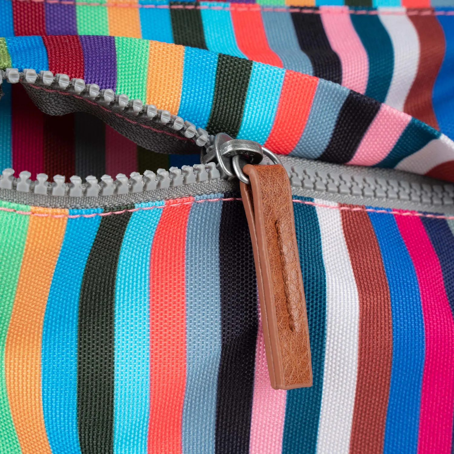 Roka London Kennington skuldertaske Multi Stripe