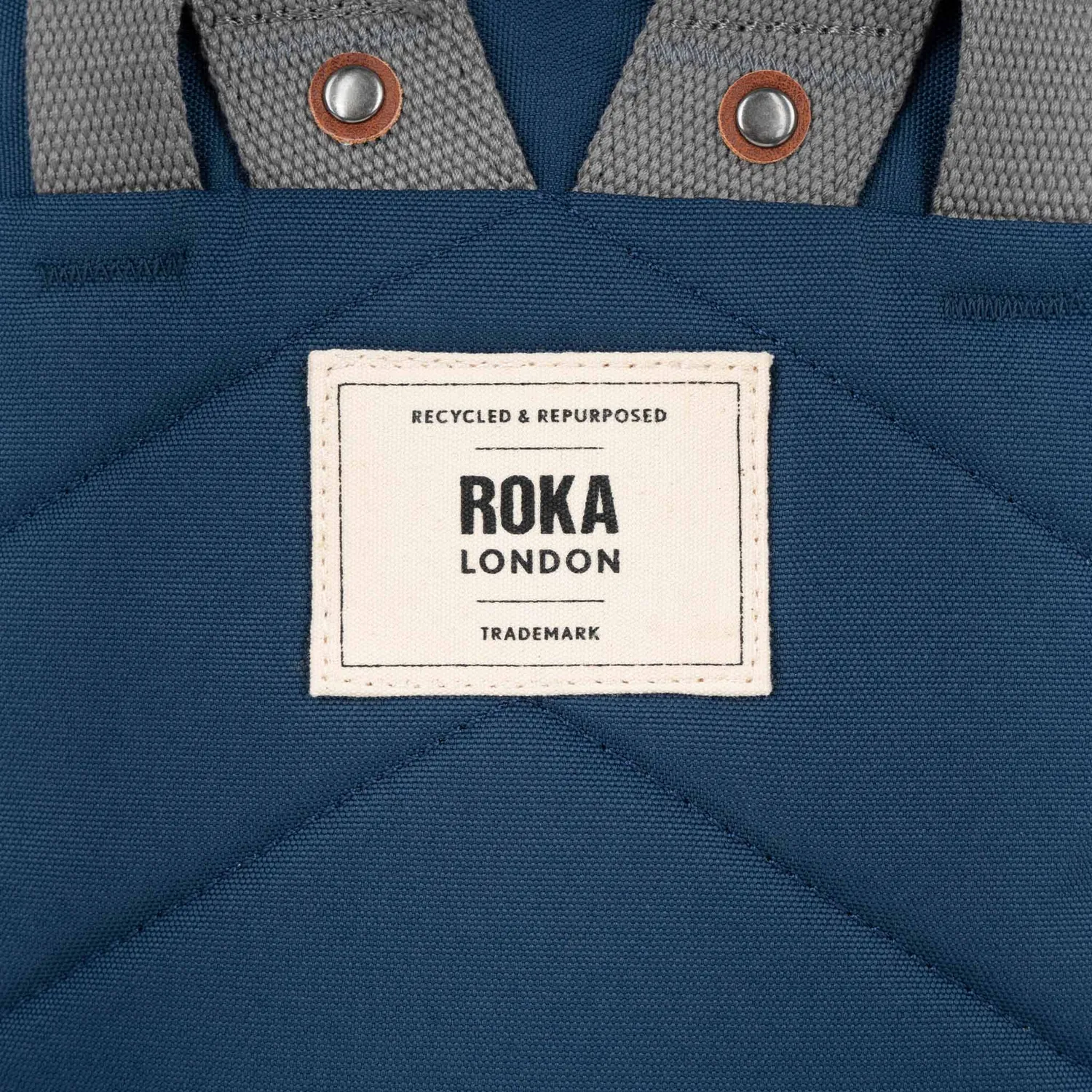 Roka London Finchley rygsæk deep blue laptoprum